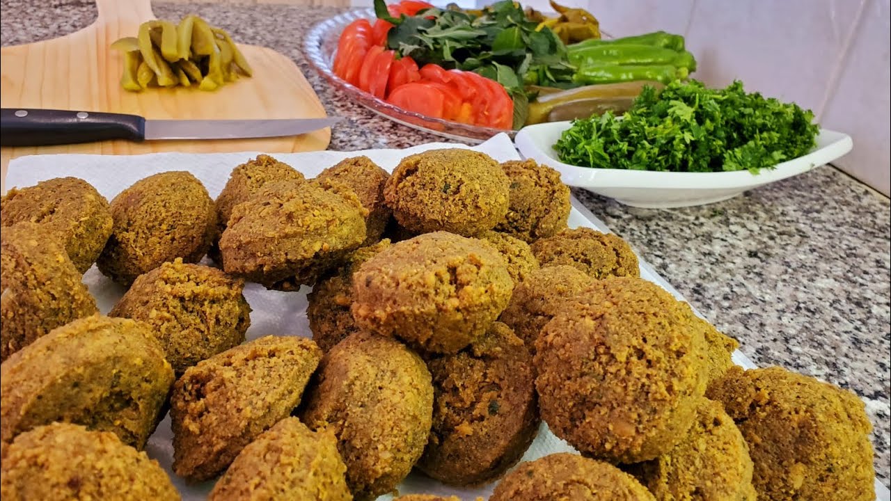 فلافل على الأصول من معلم وصاحب اشهر محل فلافل👍