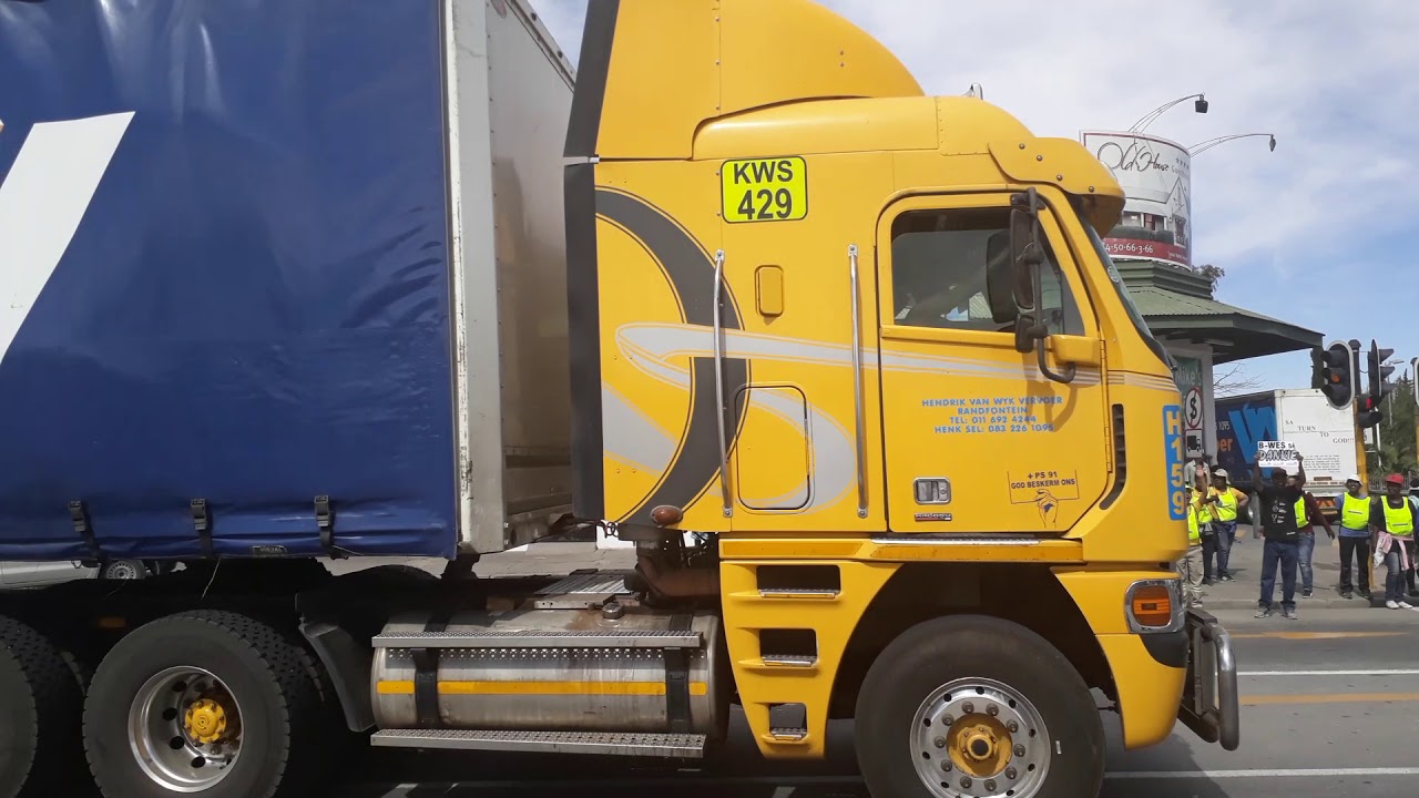 Trucks delivering cattle feed to Beaufort West YouTube