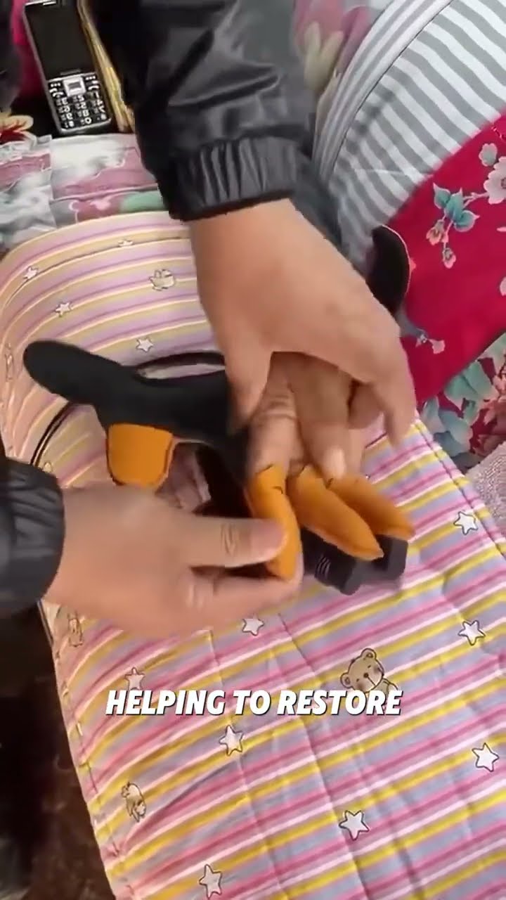 ? Effortless Exercise Automatic Hand Trainer Gloves - Product Link in Bio ( # 1985 ) ‪@MaviGadgets‬