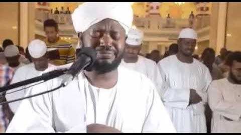 وفاة قارئ القران السوداني نورين محمد صديق بحادث مرورى ..