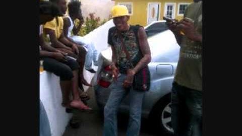 Vybz Kartel - Welcome The Outlaw (Outlaw Riddim) JUNE 2011 "U.T.G" [Adidjahiem Rec] GAZA REMAKE