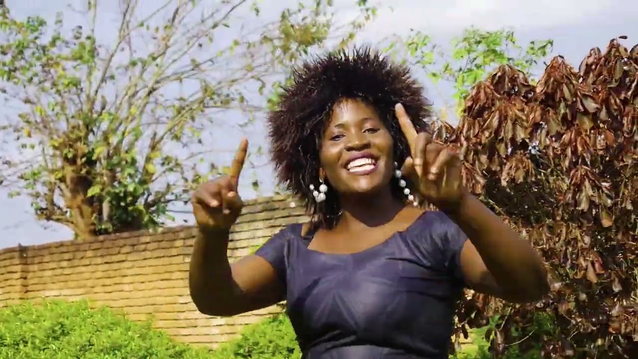 Bwelera by New Paradise choir Chiputula African church -mzuzu 