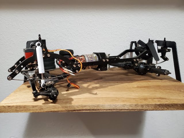TRAIL STOMPER 4WD ラジコン One old trail truck gets a new lease on life - RC4WD TF1