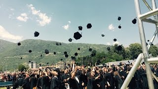 Diplomoi Gjenerata E 12 Me Radhë Në Uejl