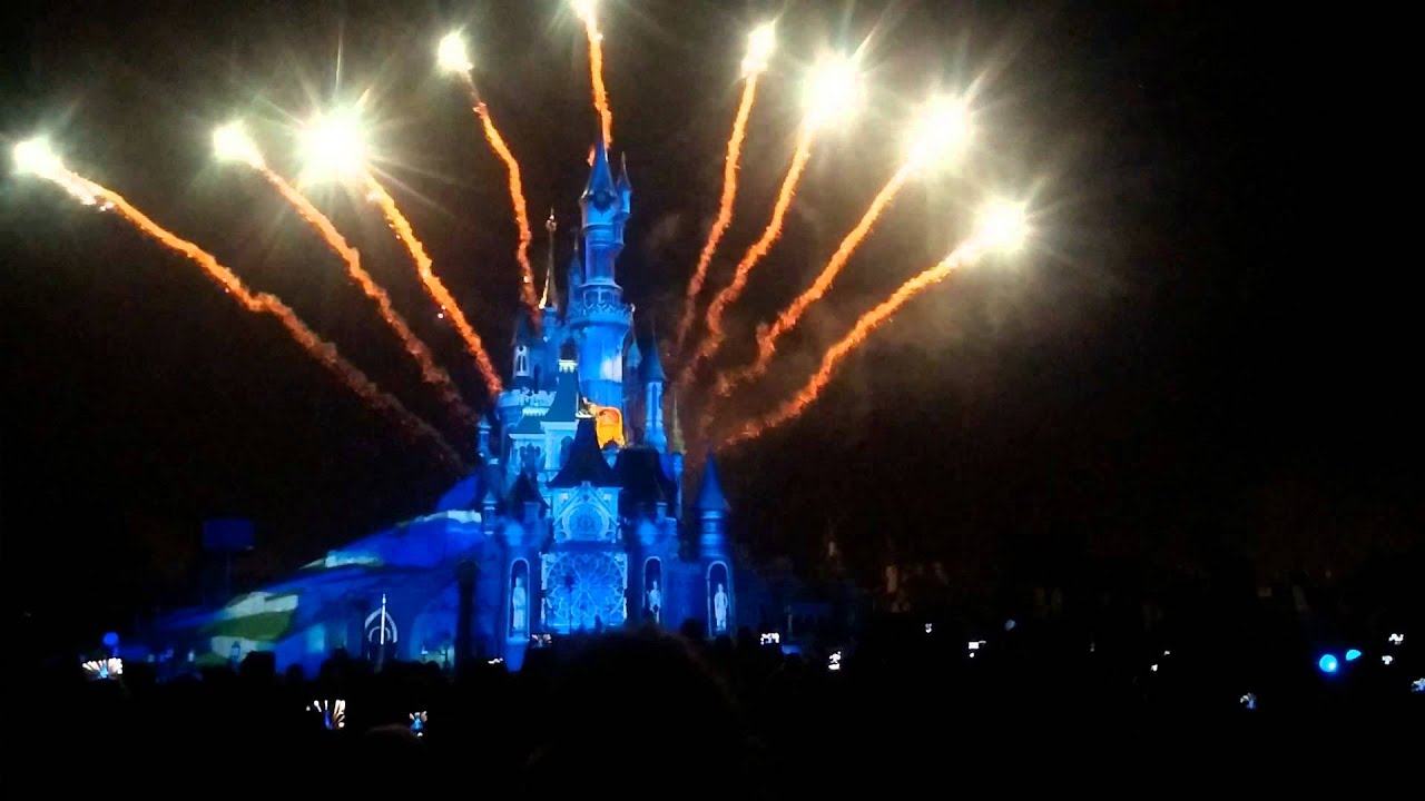 Disneyland Paris Light Show 2014 YouTube disneyland-paris-light-show-2014-youtube