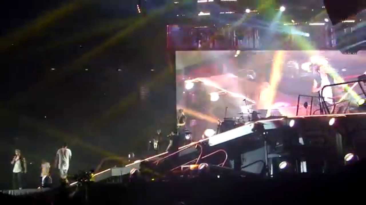 1D - WMYB - Metlife Stadium - 8.4.14