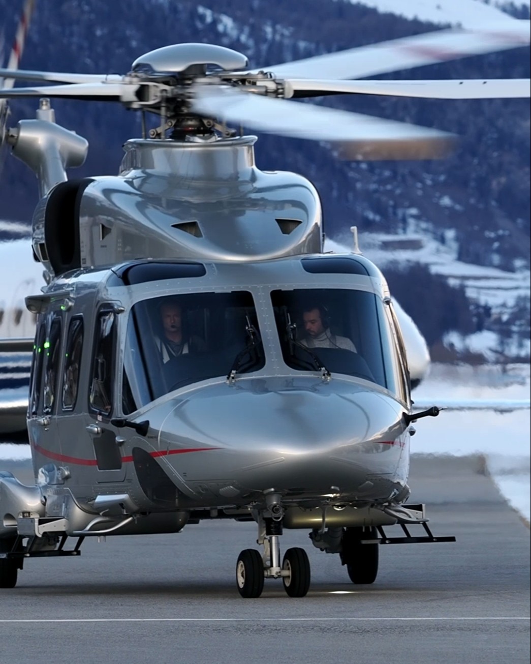 Heli ACTION at Snowy Engadin Airport 16.02.2025 #A189 #AW139 Heli ACTION at Snowy Engadin Airport 16.02.2025 #A189 #AW139