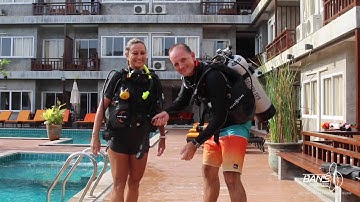 Buddy Check - PADI Skill Circuit - Divemaster and IDC