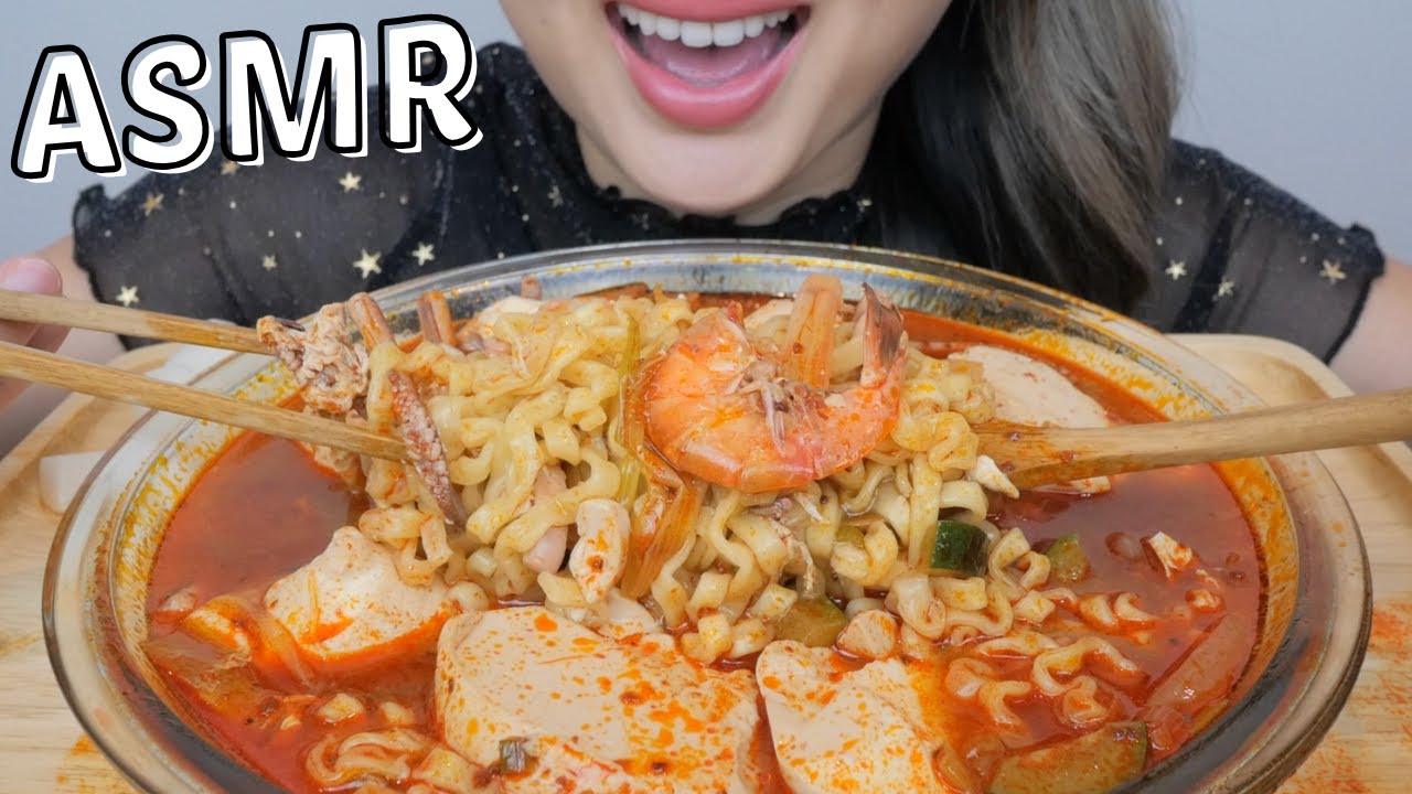 SPICY SEAFOOD Noodle Soup with Tofu *NO Talking Relaxing Eating Sounds| N.E Let's Eat