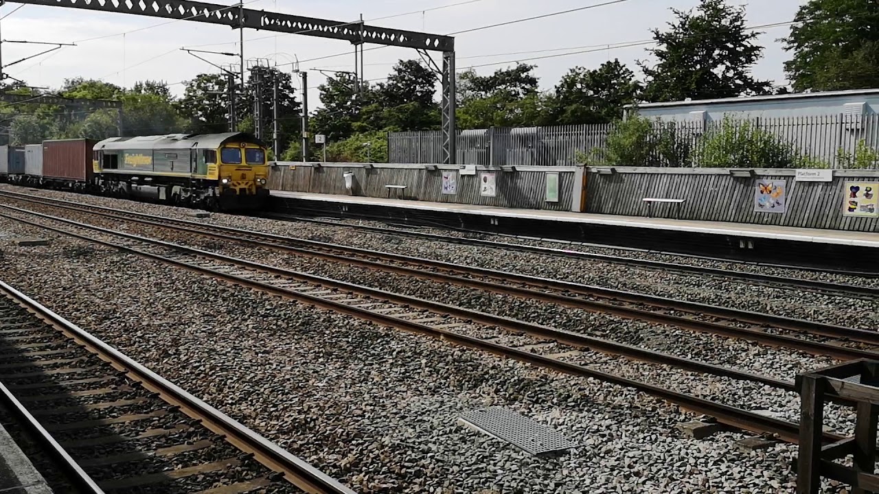 Freightliner cl66@tamworth,4/7/19