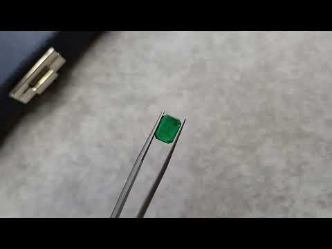 Zambian Vivid Green emerald octagon cut 2.68 ct Video  № 2