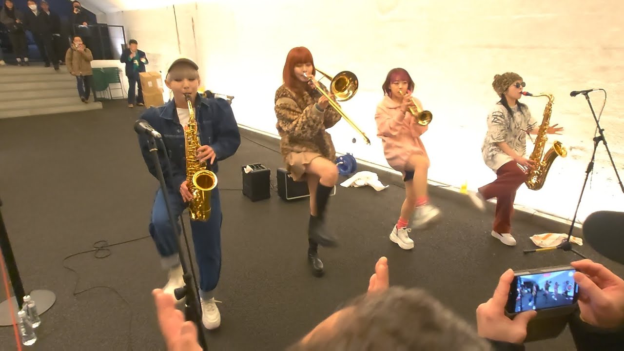 “MOS”　ストリートライブ(路上ライブ)　日比谷OKUROJI　2024/3/7