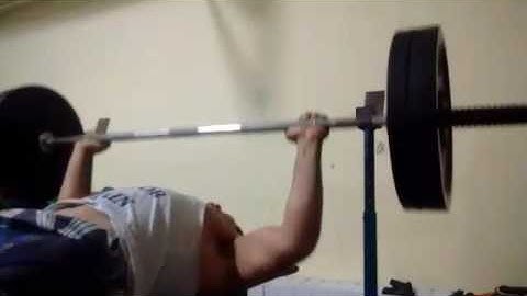 Chest workout all exercice 4 sets 8 - 12 Reps