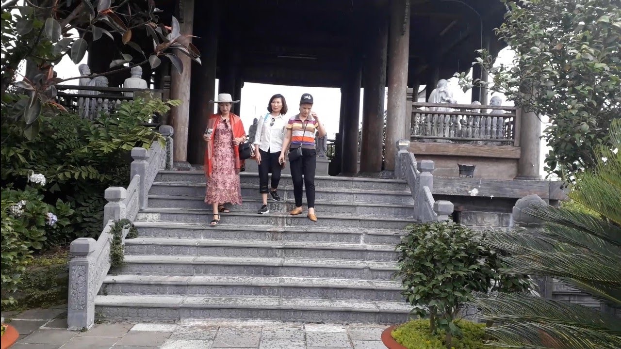 Review tham quan miếu bà chúa xứ núi sam an giang ở đâu giờ mở cửa 2021 Đỉnh núi chúa - YouTube