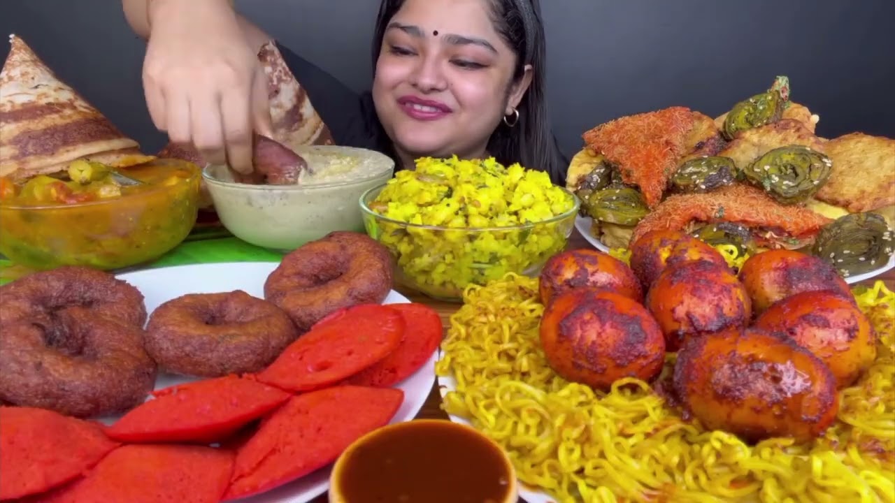 Indian Mukbang Eating: crispy masala dosa, idli sambar #asmr #mukbang #foodlover #eatingsound  