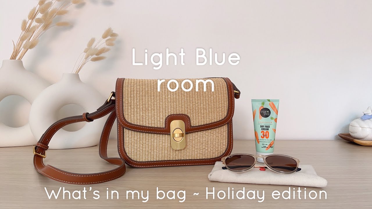 What’s in my bag? Holiday edition | What's in my bag when I'm on vacation + bag organization.
