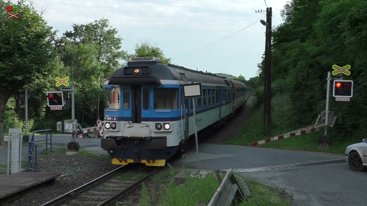 Železniční přejezd Krnsko [P2695] - 28.6.2024 / Czech railroad crossing