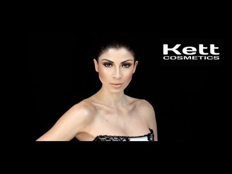WORLD EXCLUSIVE: BEST FOUNDATION EVER!