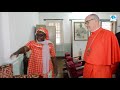 Visite de la maison du cardinal emile biayenda par lenvoy spcial du pape au congo cardinal czerny