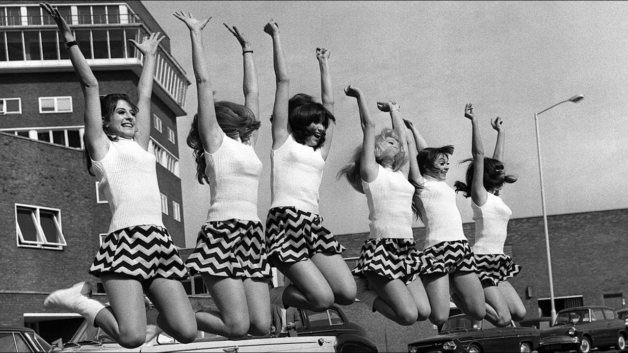 The history of the mini skirt - YouTube