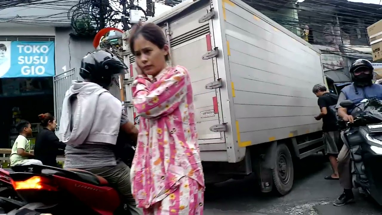 Jangan bosan bosan liat chennal ku ya 