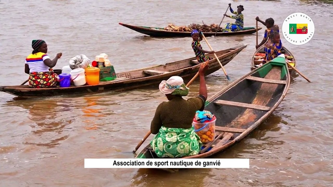 Courses de Pirogues : Une Tradition Unique à Ganvié 🌊