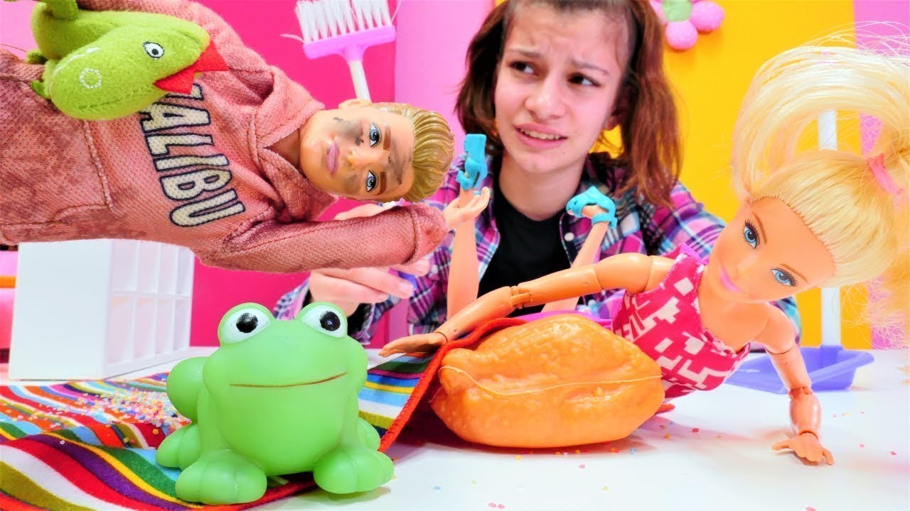 Barbie ve Chelsea ile temizlik yapma oyunları! Seçkin bölümleri izle