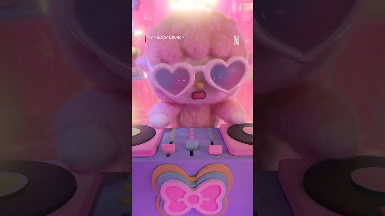 Piano makes everything sweeter 🎶🍰 My Melody & Kuromi