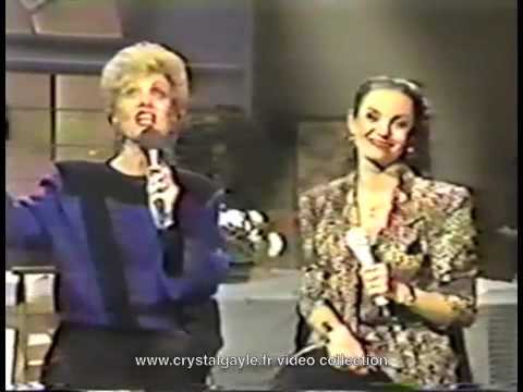 Crystal Gayle - Florence Henderson - kitchen - par...