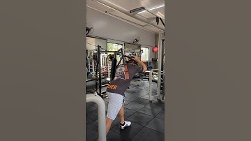 TRÍCEPS FRANCÊS NA POLIA COM CORDA #treinodetriceps