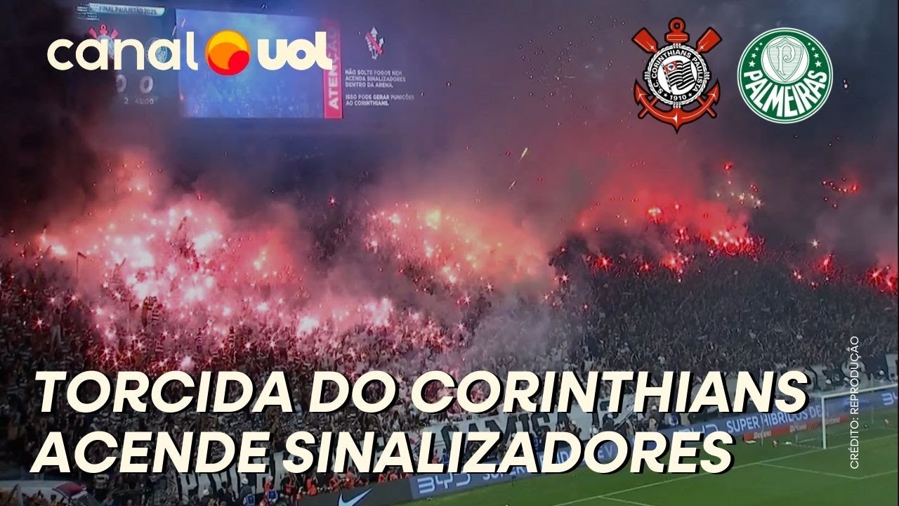 TORCIDA DO CORINTHIANS ACENDE SINALIZADORES E INTERROMPE PARTIDA CONTRA O PALMEIRAS NO PAULISTÃO
