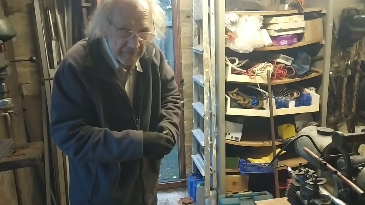 1914 Douglas stationary engine