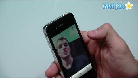 How to use the front-facing camera on the iPhone 4