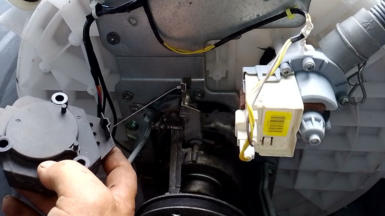 MÁQUINA PANASONIC NÃO CENTRÍFUGA