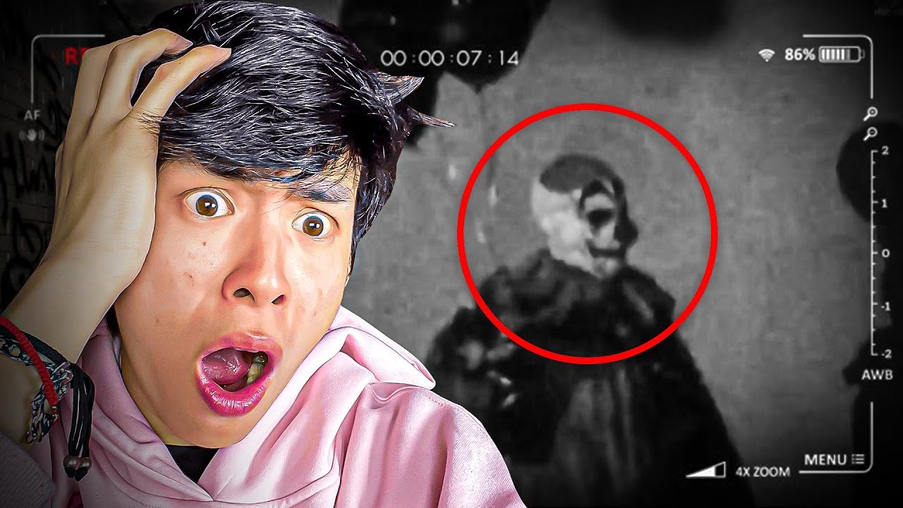 Reacting To The Scariest CLOWN Sightings *TERRIFYING*