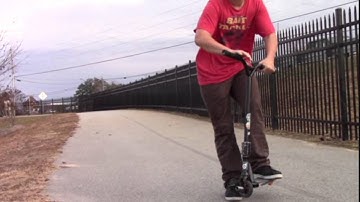How to 180 bar spin on a scooter (EASY)