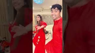 Did anyone noticed something😂 #coupledance #jigglejiggle  #marathicouple #marathisong   #navangel