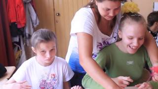 Спецрепортаж из чебоксарского центра адаптации детей с ДЦП (Фото, видео)(, 2015-07-21T12:10:56.000Z)
