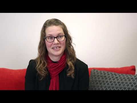 red-couch-tour---karen