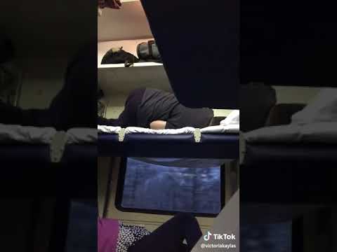 Прикол в Плацкарте