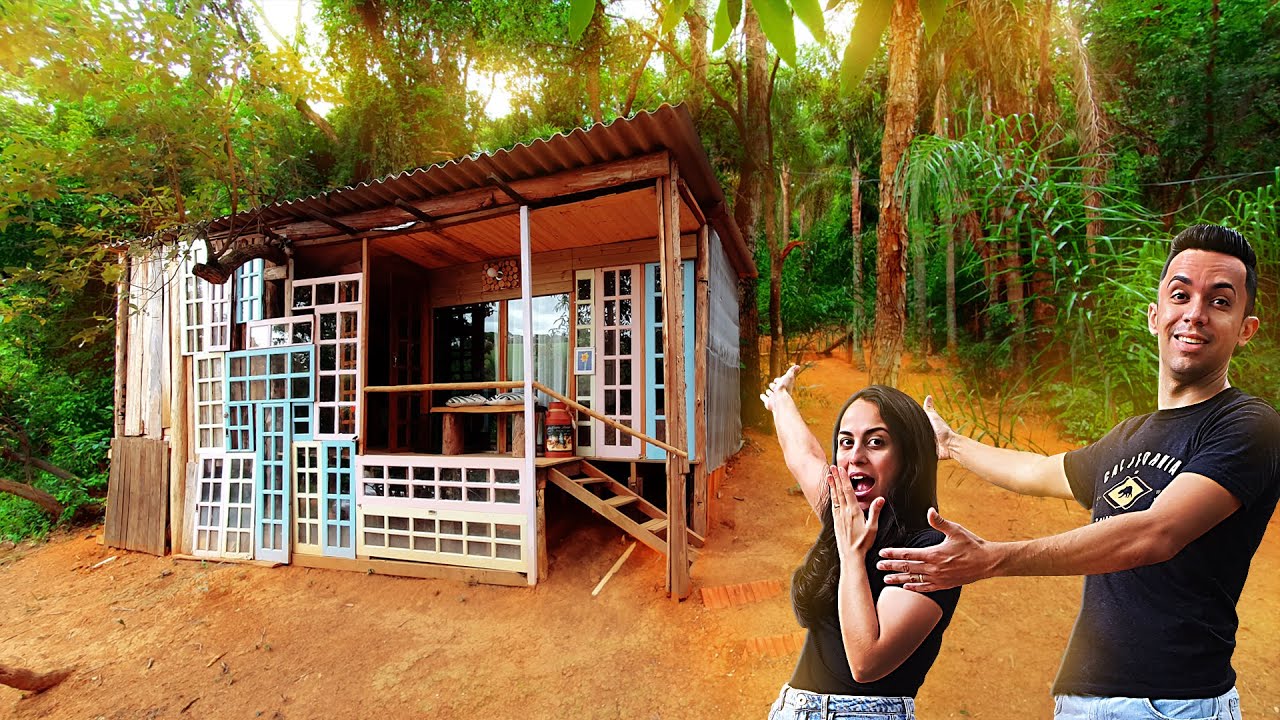 TOUR PELA CABANA DOS ESQUILOS NO MEIO DA SELVA! | 