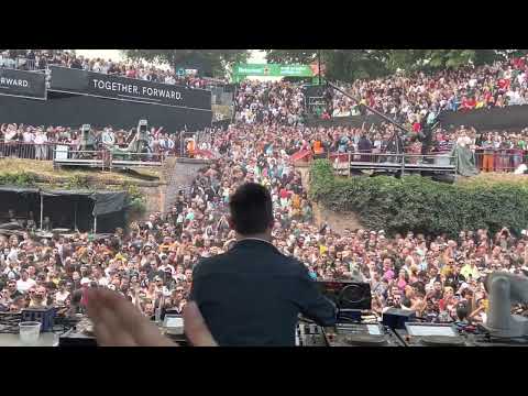 @maceoplex drops "Helsloot - Let's Pretend" @exitfestival Dance Arena 2022 | Grotto klabing