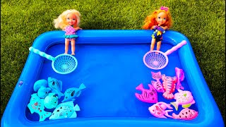 Elsa and Anna toddlers play a fishing game screenshot 4