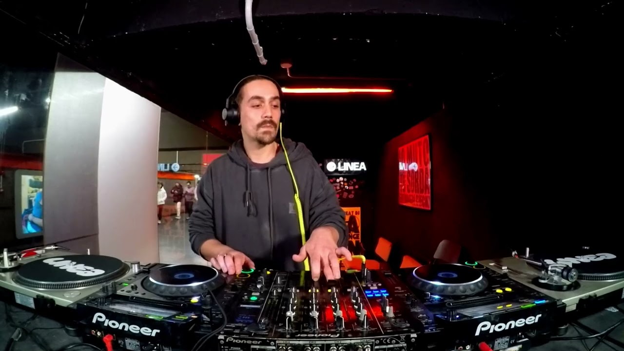 SIAH with DISTORTED PLANET › LINEA • 25.11.2025