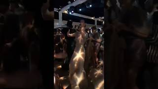 Şeyma Subaşı Parti Dansı