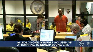 25-year-old Louisville man accused of entering home, attempting to kidnap young girl