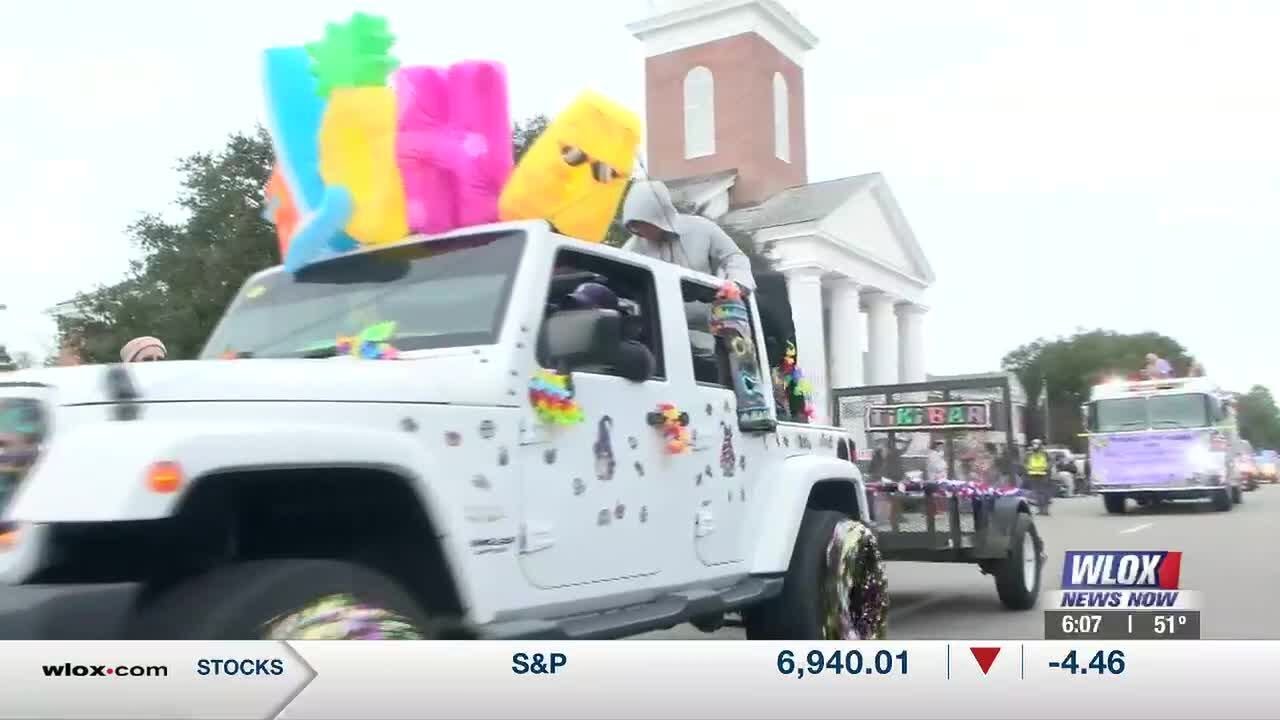 Krewe of the Pearl River brings Carnival to Downtown Picayune
