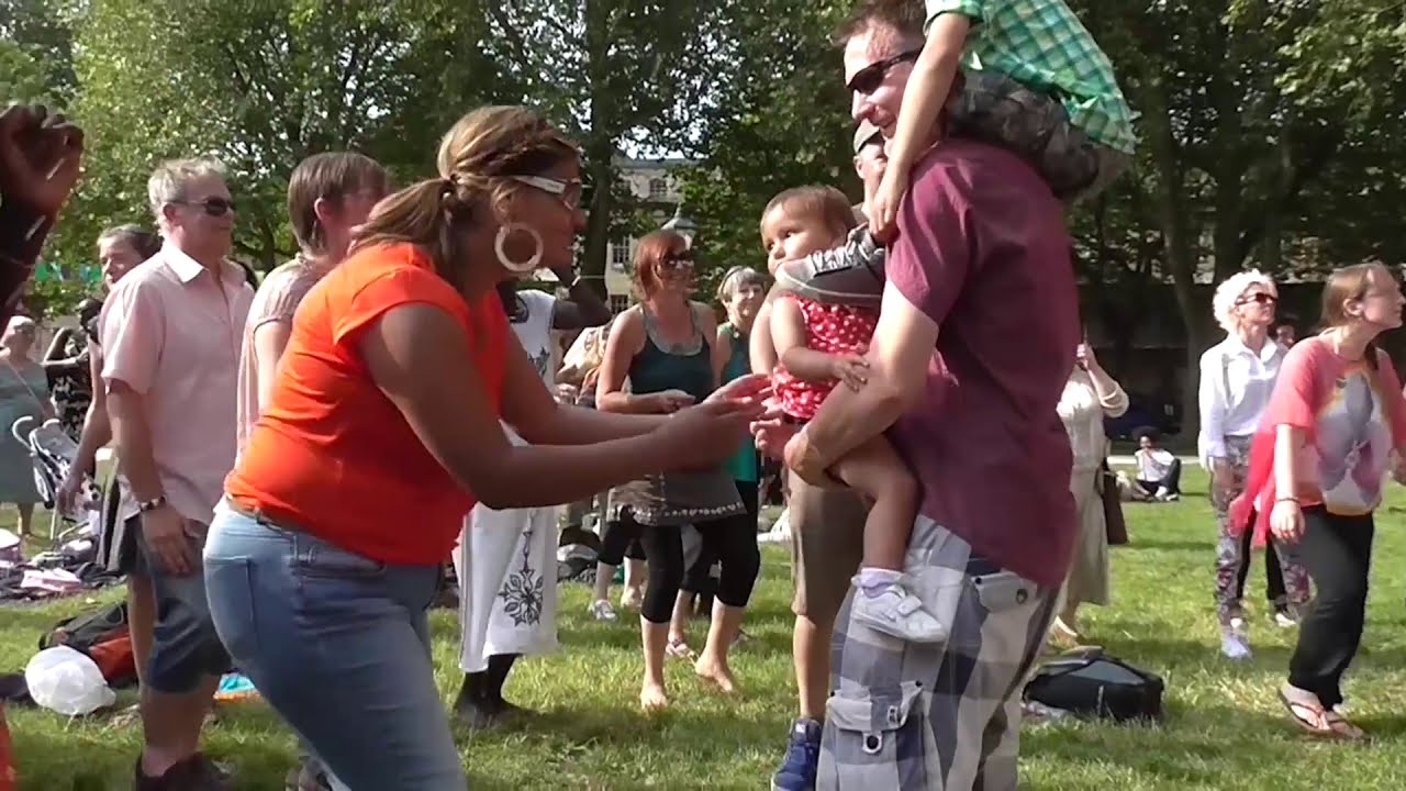 Learn The Drums - Free lessons online -  Samba Groove Live