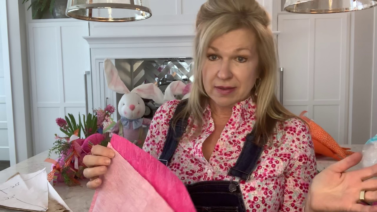 How to make  fabric Easter carrots?