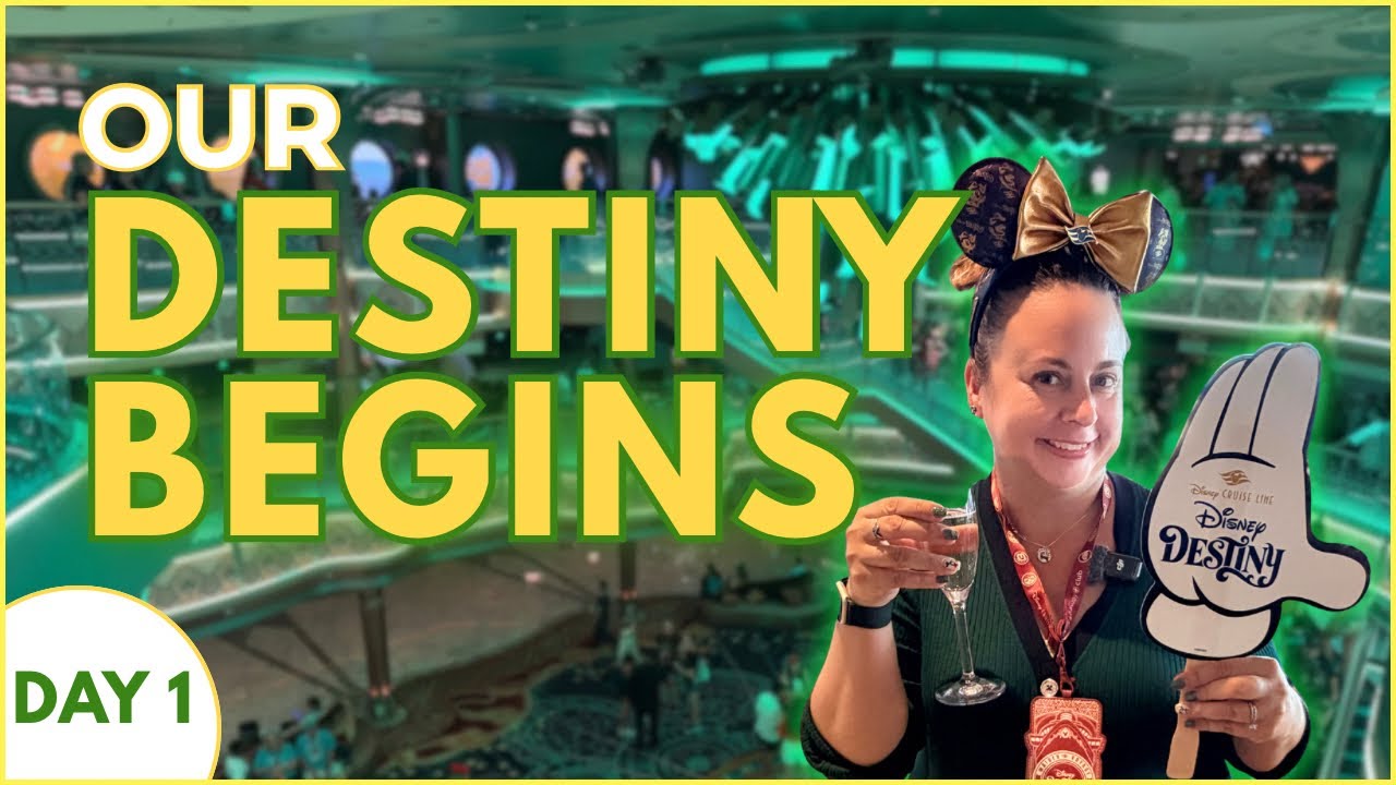 Boarding DIsney Destiny Day 1 : Godmother, Dining Show and Sail Away